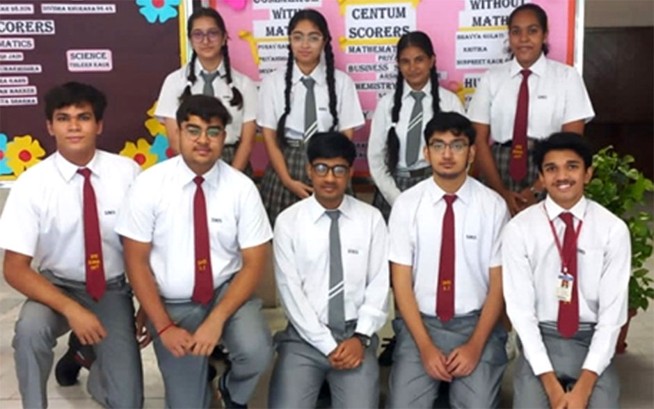 St. Mark's Sr. Sec. School, Meera Bagh - Centum Scorers of Class XII : Click to Enlarge