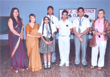 SMS Sr., Meera Bagh : Folk Dance : Class II (2012) - Click to Enlarge