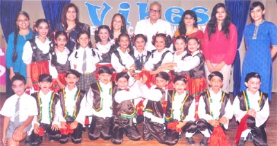 SMS Sr., Meera Bagh - Inter Class Folk Dance Competition for Class I : Click to Enlarge