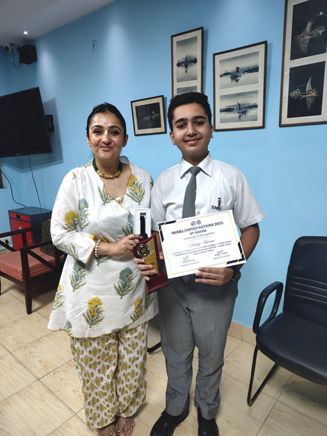 St. Mark's Sr. Sec. Public School School, Meera Bagh - Kriday Sharma, IX-D excelled at the Republic of Senegal in the UNCSW Committee at the IIT Indore Model United Nations : Click to Enlarge