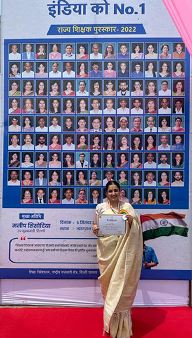 St. Mark’s School, Meera Bagh - Ms. Ritika Anand, Vice Principal (Academics) - Proud Recipient of State Teachers’ Award 2022 : Click to Enlarge