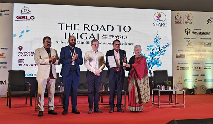 Dr Naveen Gupta, Head of ICT at St Marks Sr Sec Public School Meera Bagh, has been honored with the Global Education Leadership Award : Click to Enlarge