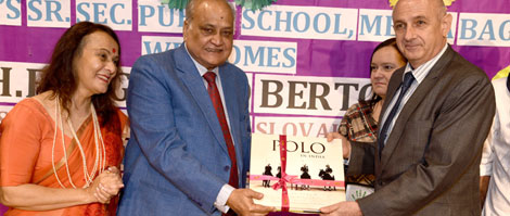 St. Mark's School, Meera Bagh organizes Friends Forever - an event to celebrate Indo Slovak Friendship : Click to Enlarge