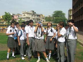 Observation of Transit of Venus in St. Mark's School, Meera Bagh : Click to Enlarge