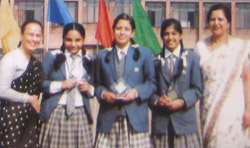 Bhavnish, Sanya Chugh, Namita : Best Players in Volley Ball