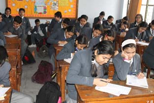 St. Mark's School, Meera Bagh - Quiz : Click to Enlarge