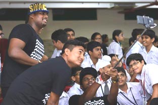 St. Mark's School, Meera Bagh - Live Jam Breakfree Tour : Click to Enlarge