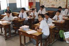 St. Mark's School, Meera Bagh - Electronic Workshop for stduents : Click to Enlarge