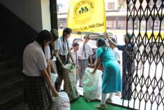 St. Mark's School, Meera Bagh donates Relief material for Nepal Victims : Click to Enlarge