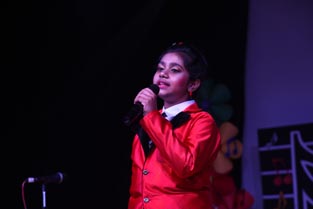 St. Mark's School, Meera Bagh - Students of Classes I to V stage Sur Sangam : a Cultural Bonanza : Click to Enlarge