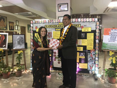 St. Mark's School, Meera Bagh - Principals and teachers from several schools of Malaysia visit us : Click to Enlarge