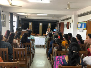 St. Mark's School, Meera Bagh - An exclusive storytelling workshop conducted by our Principal : Click to Enlarge