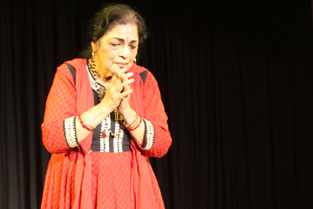 St. Mark's School, Meera Bagh - Dr. Uma Sharma, renowned classical dancer, mesmerises one and all : Click to Enlarge