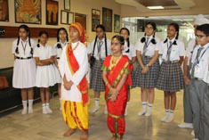 St. Mark's School, Meera Bagh - Fostering the bond of Friendship with Sri Lanka : Click to Enlarge