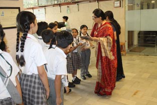 St. Mark's School, Meera Bagh - Swachhata Pakhwada observed : Click to Enlarge