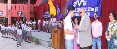 SMS, Janakpuri - Ceremony for Potential Leaders (Investiture) : Click to Enlarge