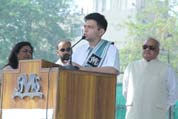 SMS, Janakpuri - Investiture Ceremony 2013 : Click to Enlarge