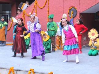 SMS, Janakpuri - Basant Panchami Celebrations : Click to Enlarge