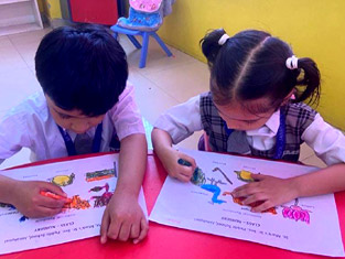 St. Marks Sr. Sec. Public School, Janakpuri - Students of Pre-Primary wing celebrated Heritage Week to honour our rich and varied cultural heritage : Click to Enlarge
