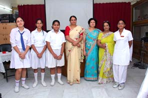 SMS, Janakpuri - English and Hindi Zonal Declamation : Click to Enlarge
