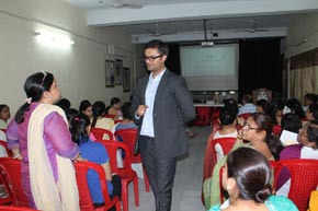 St. Mark's School, Janakpuri - Motivational Workshop : Click to Enlarge