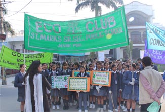 Cleanliness Drive taken up by Eco-Club Vasudha of St. Mark&rsquo;s School Janakpuri : Click to Enlarge