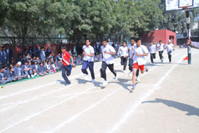 SMS, Janakpuri - 27th Annual Sports Atheletic Meet 2011-2012 : Click to Enlarge