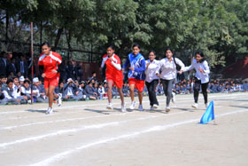 SMS, Janakpuri - 27th Annual Sports Atheletic Meet 2011-2012 : Click to Enlarge