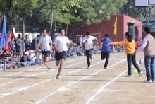 SMS Janakpuri - 28th Annual Sports Atheletic Meet 2012-2013 : Click to Enlarge