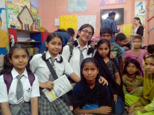 St. Mark's, Janakpuri - Visit to Jigyasa Foundation by TERI Volunteers : Click to Enlarge