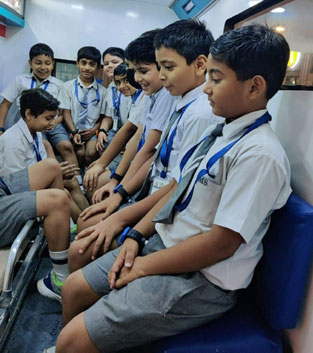 St. Marks Sr. Sec. Public School, Janakpuri - St. Mark's Sr. Sec. Public School, Janakpuri - Students of Classes Nursery, KG and 1 to 3 spent a day full of fun and learning at KidZania : Click to Enlarge