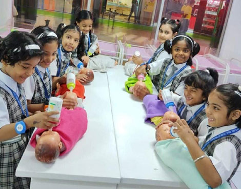 St. Marks Sr. Sec. Public School, Janakpuri - St. Mark's Sr. Sec. Public School, Janakpuri - Students of Classes Nursery, KG and 1 to 3 spent a day full of fun and learning at KidZania : Click to Enlarge