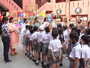 St. Mark's Sr. Sec. School, Janakpuri - Book Fair