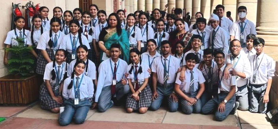 St. Marks Sr. Sec. Public School, Janakpuri - Parliament Visit for Classes VII to XI : Click to Enlarge