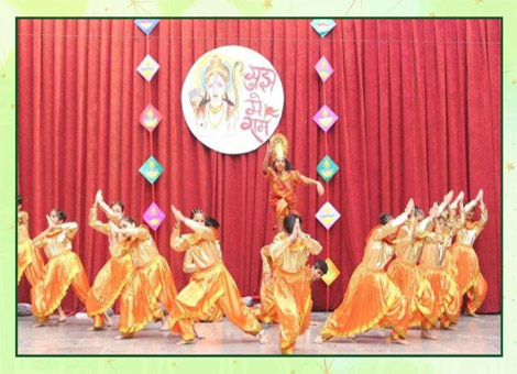 St. Mark's School, Janakpuri - A Cultural Programme with a mesmerizing theme Mujhme Ram presented by the middle school students : Click to Enlarge