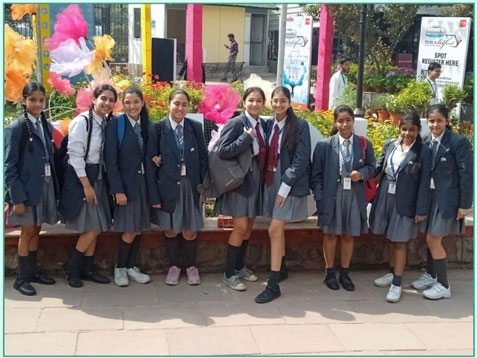 St. Marks Sr. Sec. Public School, Janakpuri - Visit To Times Lit Fest : Click to Enlarge