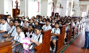 St. Mark’s Sr. Sec. Public School, Meera Bagh - Educational Excursion : Click to Enlarge