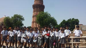 St. Mark’s Sr. Sec. Public School, Meera Bagh - Educational Visit to Monuments : Click to Enlarge