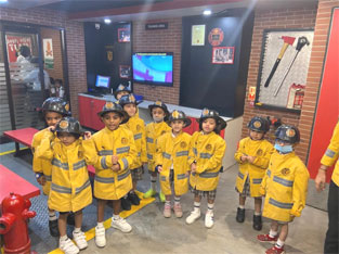 St. Mark’s School, Meera Bagh - Visit to Kidzania: Class KG : Click to Enlarge