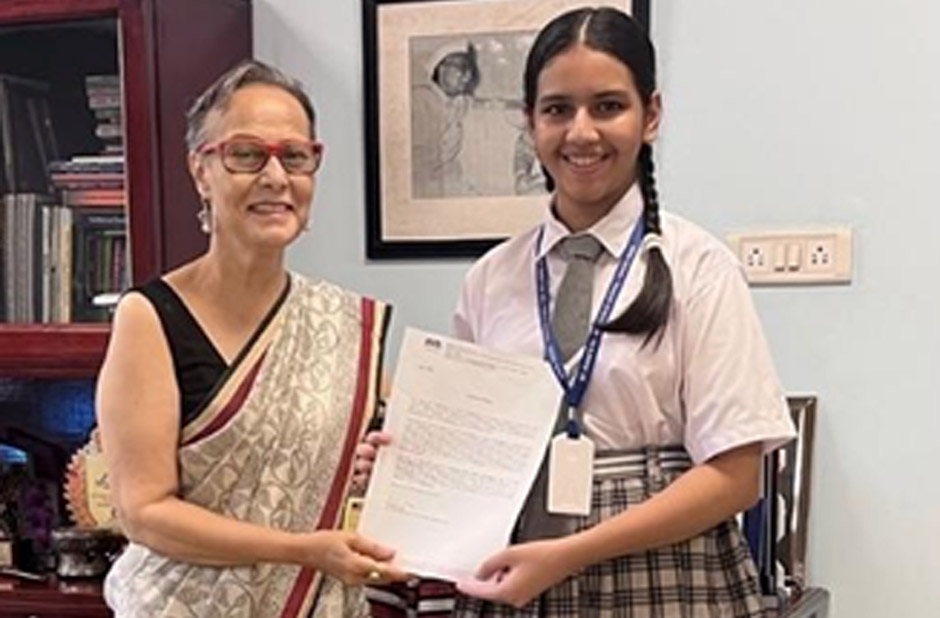 St. Mark's Meera Bagh - Aditi Dabas of Class 9 was awarded the Certificate of Honour by our Principal Ms. Anjali Aggarwal : Click to Enlarge