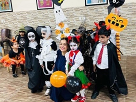 St. Mark's Meera Bagh - Our students from Pre-Primary to Std. V celebrated Halloween : Click to Enlarge