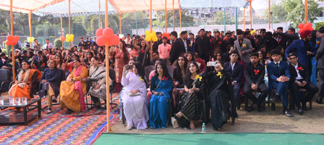 St Marks Sr Sec Public School Meera Bagh - Farewell Ceremony for the outgoing batch of 2023-24 : Click to Enlarge