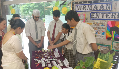 St. Mark's Sr. School, Meera Bagh : Student volunteers of Nirmaan Enterprises presented a Stall at Quest 2023 - Click to Enlarge
