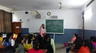 St. Mark's School, Meera Bagh - Hindi Workshop : Click to Enlarge