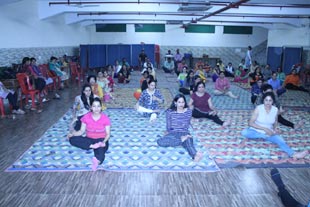 St. Mark's School, Meera Bagh - Yoga Workshop for Teachers : Click to Enlarge