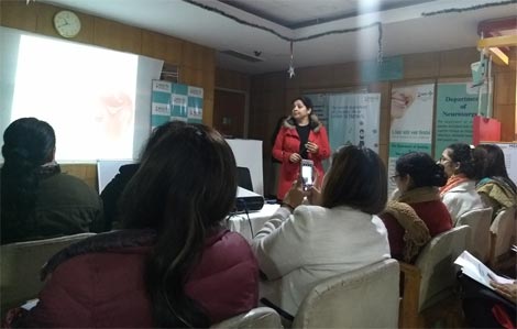 St. Mark's School, Meera Bagh - Workshop at Max Healthcare : Click to Enlarge