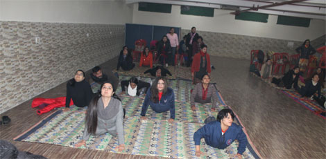 St. Mark's School, Meera Bagh - Yoga Workshop : Click to Enlarge