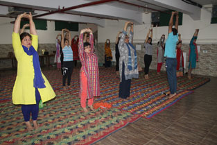St. Mark's School, Meera Bagh - Yoga Workshop : Click to Enlarge