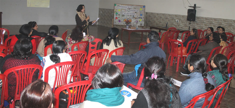 St. Mark's School, Meera Bagh - Workshop on Life Skills : Intensive : Click to Enlarge