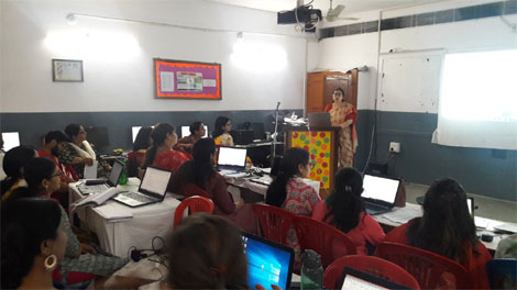 St. Mark's School, Meera Bagh - Python Programming Workshop : Click to Enlarge